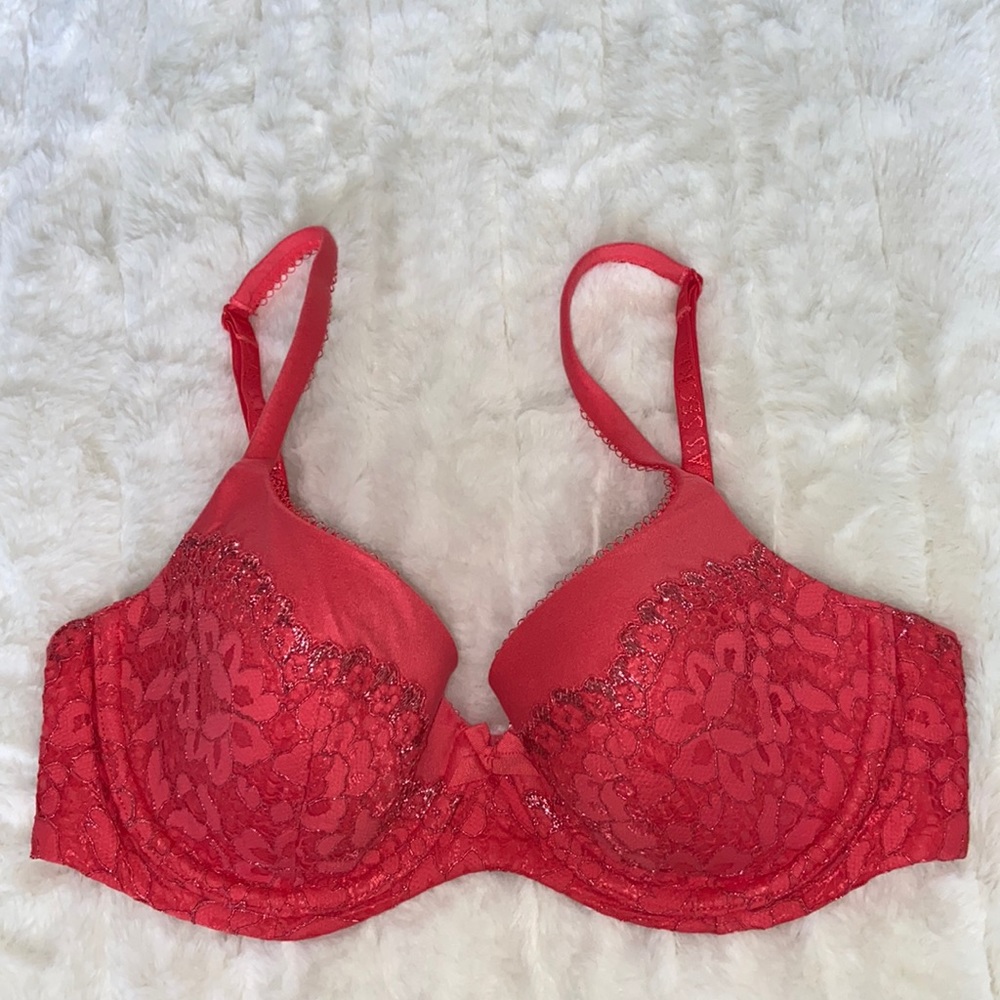 Body By VICTORIA'S SECRET Lined Demi Bra Lace Sparkle Convertible Light Red  32D